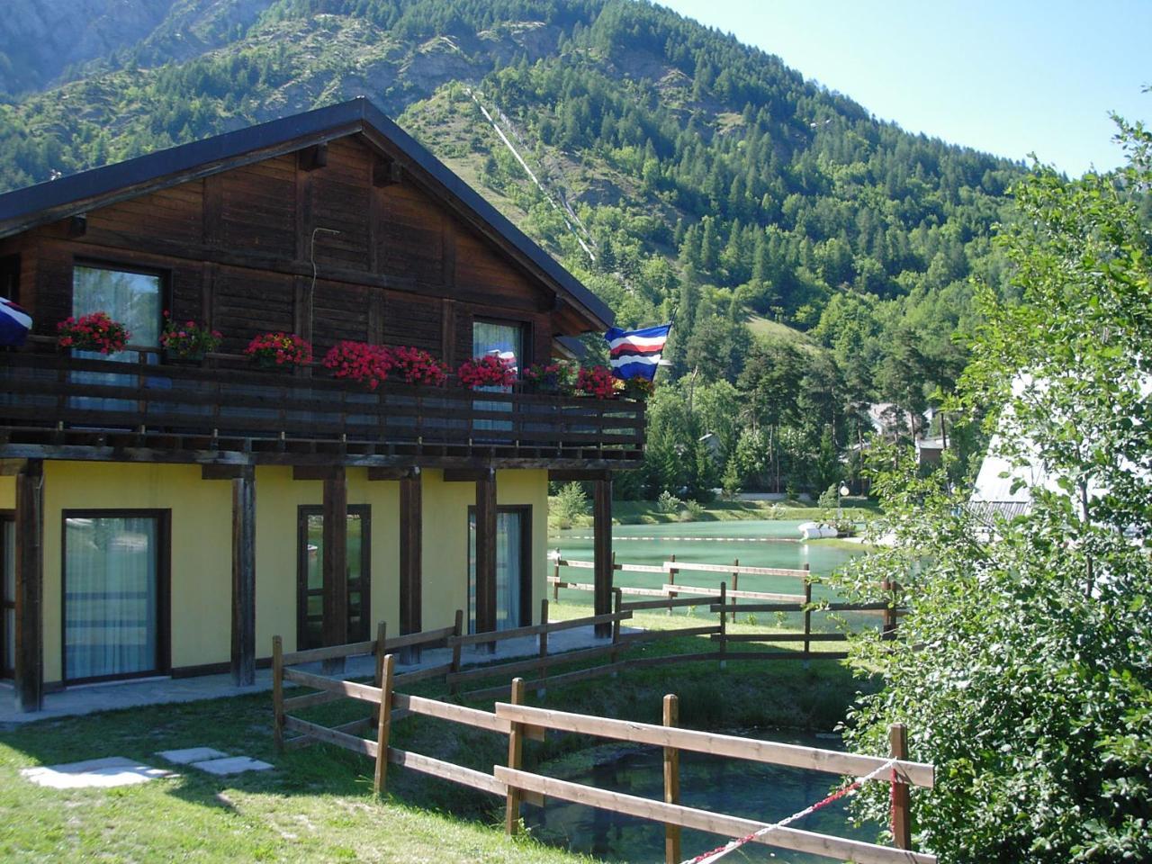 Hotel Ca Fiore Bardonecchia Eksteriør billede